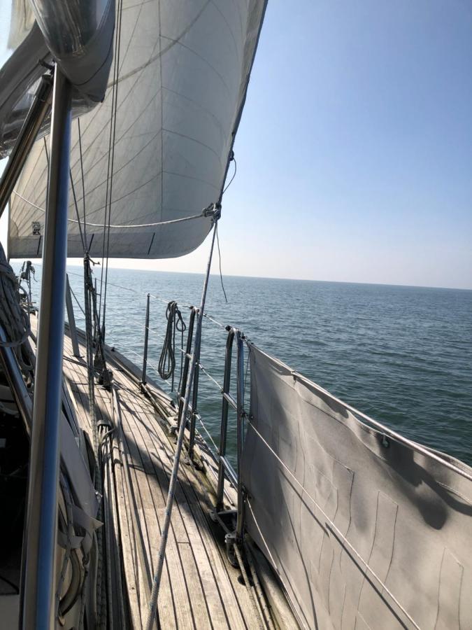 Stay Only Or Sailaway With Friends And Family Have More Fun Медемблик Экстерьер фото